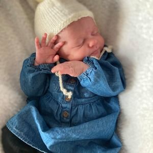 Meet your Posher, Nadia